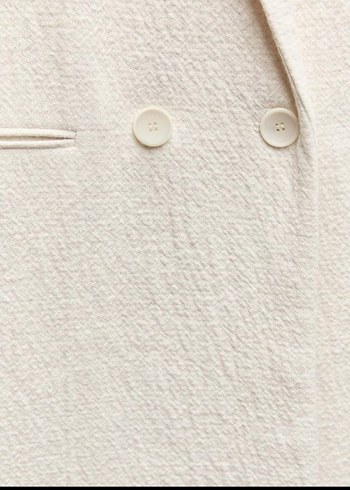 Düğmeli Beyaz Kaban - Görsel 5