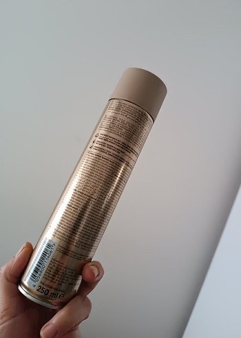 Wella Wellaflex Invisible Hold Saç Spreyi 250 ml - Görsel 2