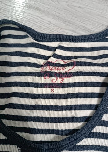 Kız Çocuk V Yaka Çizgili İnce Atlet - Görsel 2