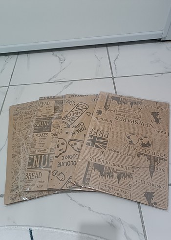 Gazete Desenli Kahverengi Kağıt Seti