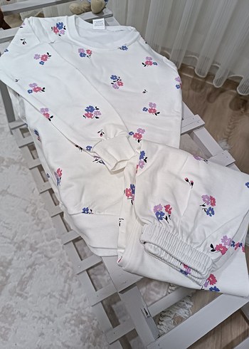 Çiçek Desenli Kısa Kollu Hamile Pijama Takımı - Görsel 4