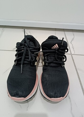 Adidas spor ayakkabı