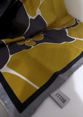 armine Eşarp - Görsel 3