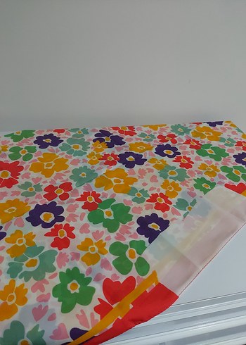 Renkli Çiçek Desenli esarp - Görsel 2