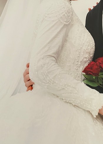 Uzun Kollu Yüksek Yakalı Prenses Gelinlik - Görsel 2