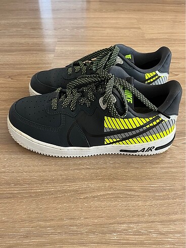 Nike Air Force 1 / Kadın Ayakkabı 40