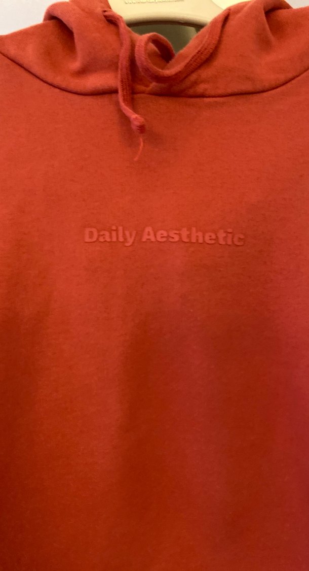 Koyu Kırmızı Kapüşonlu Rahat Sweatshirt - Görsel 2