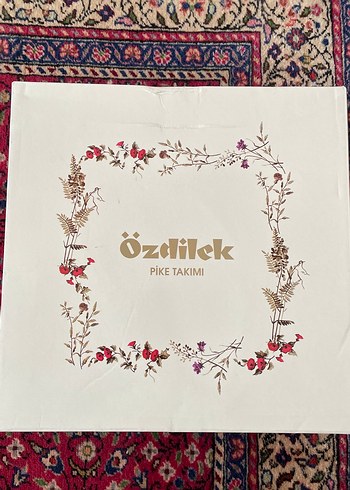 Özdilek Gri Çiçek Desenli Pamuklu Pike Takımı