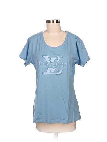 Louis Vuitton T-shirt %70 İndirimli.