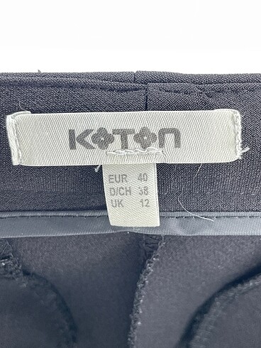 40 Beden siyah Renk Koton Düz Kesim %70 İndirimli.