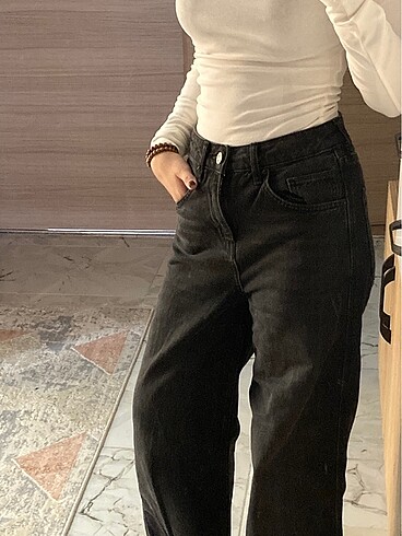 urban wide leg jean