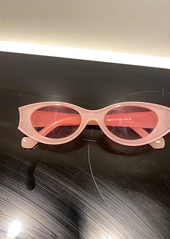 Pembe Kadın Güneş Gözlüğü