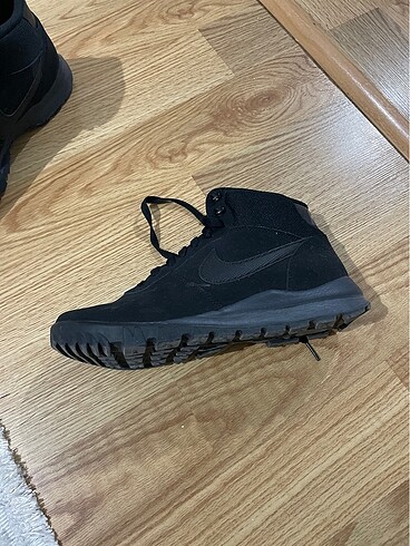 Nike Erkek botu