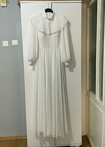 Beyaz Nikah Elbisesi