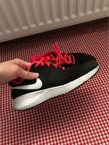 Nike spor ayakkabı
