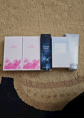 Avon Kadın Parfüm Seti