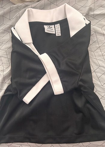 Adidas V Yakalı Adidas Tişört