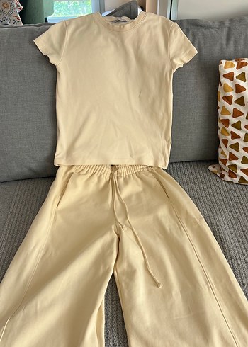 xs Beden BERSHKA takım