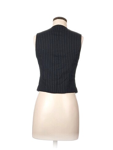 s Beden Stradivarius Yelek %70 İndirimli.