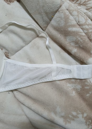 Beyaz Sütyen - Görsel 2