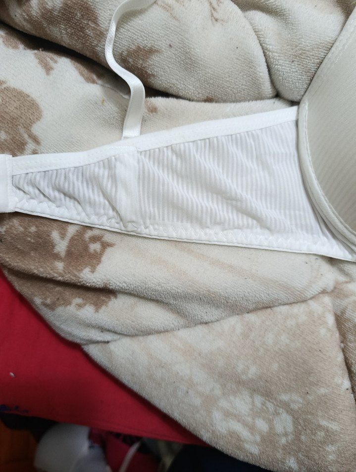 Beyaz Sütyen - Görsel 5