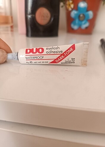 Duo kirpik yapıştırıcısi