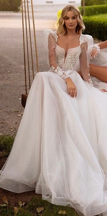 xs Beden beyaz Renk Gelinlik, Tina Valerdi Modelinin dikimi yapilmistir