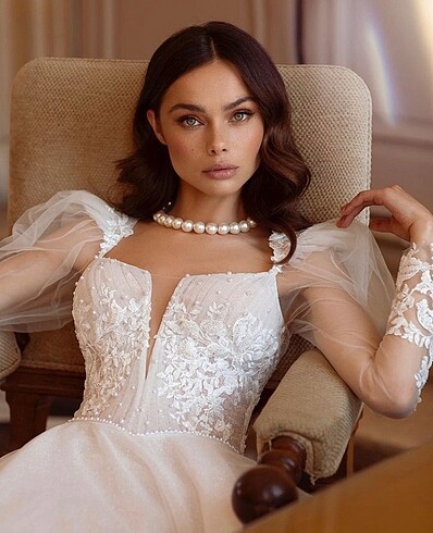 xs Beden Gelinlik, Tina Valerdi Modelinin dikimi yapilmistir