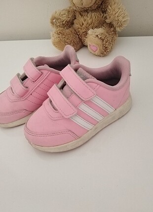 Orijinal adidas