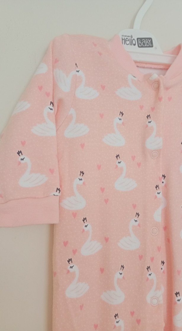 Pembe Kuğu Desenli Bebek Tulum - Görsel 5