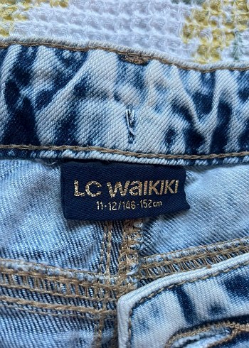 LC Waikiki Yırtık Kot