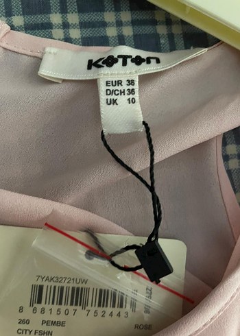 38 Beden ten rengi Renk Pudra V Yaka Kolsuz Bluz