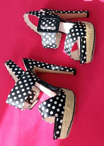 Puantiye Desenli, Platform Topuklu, Kadın Ayakkabı - Görsel 8