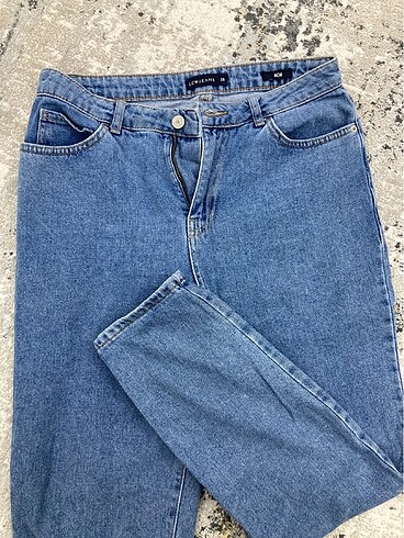Mom Jean