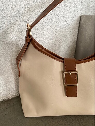 Mango Pinterest Model Kol çantası