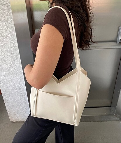 Beden ten rengi Renk Zara Muadil Krem Rengi Kol Çantası