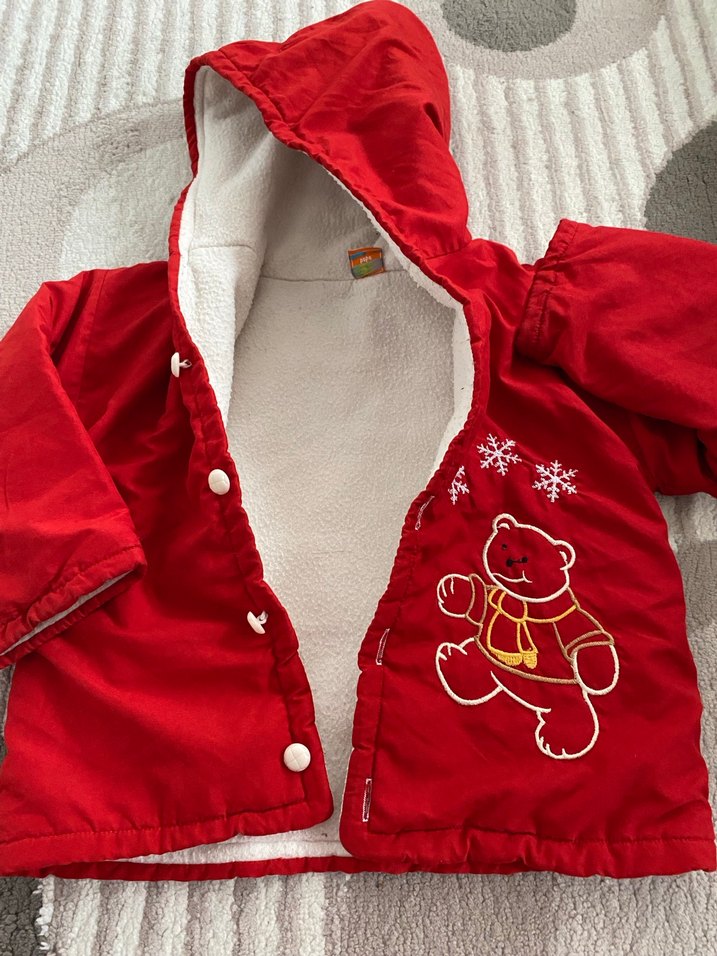 Kırmızı Kapüşonlu Bebek Montu - Görsel 4