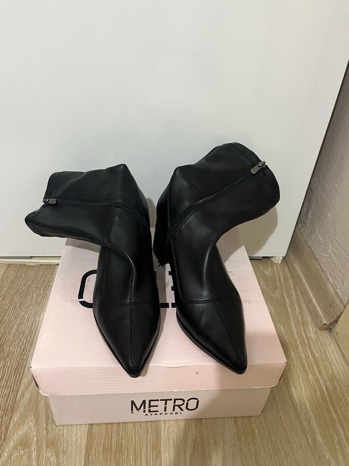 Siyah Deri Stiletto Topuklu Kadın Bot #bot 39 NO 1 2 defa giydim - Görsel 3