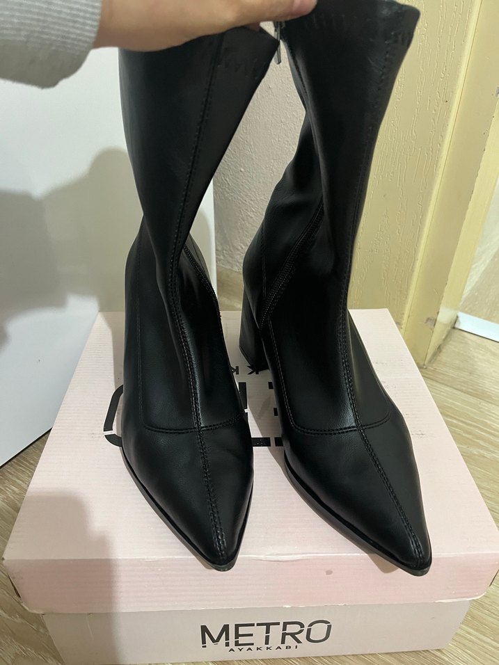 Siyah Deri Stiletto Topuklu Kadın Bot #bot 39 NO 1 2 defa giydim - Görsel 4