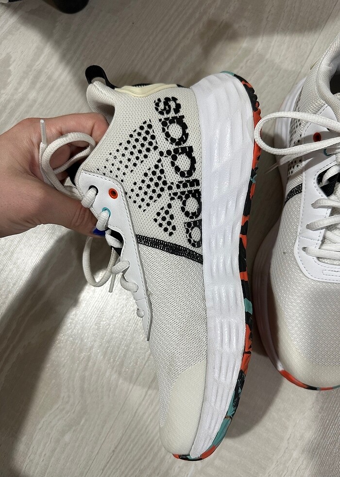 Adidas spor ayakkabı - Görsel 2