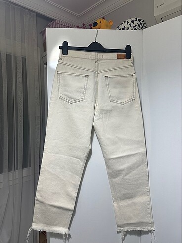 Krem rengi kahve dikişli jean - Görsel 6