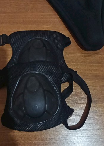 Siyah Kauçuk çocuk bisiklet Dizlikleri Velcro - Görsel 2