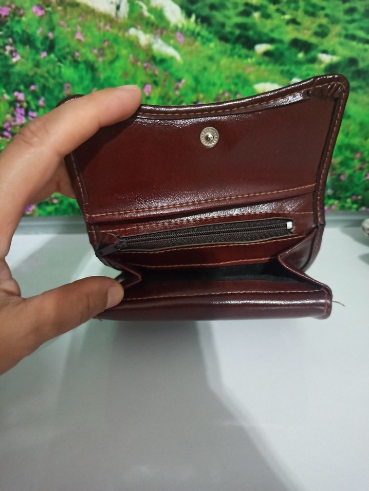 Kahverengi Deri Kadın Cüzdanı yanında kartlıkla birlikte - Görsel 3