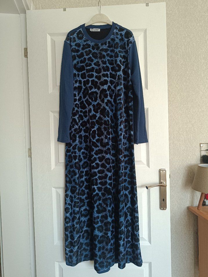 Desenli Mavi Uzun Kollu Rahat Elbise - Görsel 5