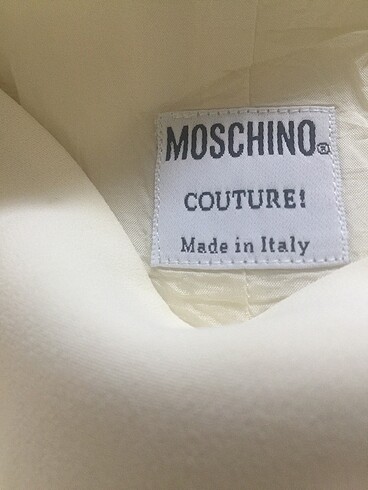 l Beden MOSCHINO COUTURE