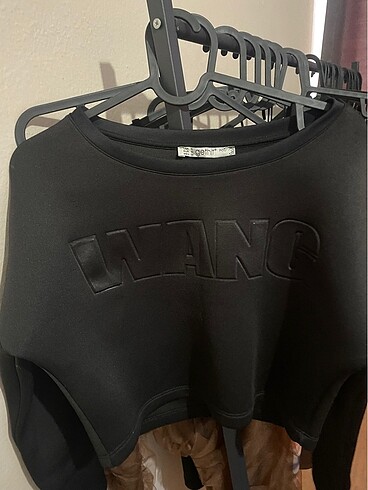 Uzun kollu crop top