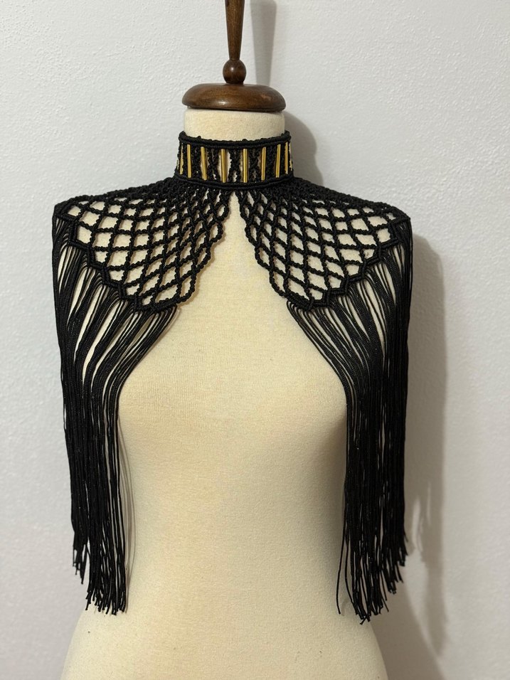 Uzun Siyah İşlemeli Boncuklu omuzluk - Görsel 2