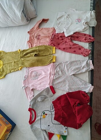 Bebek kıyafetleri 