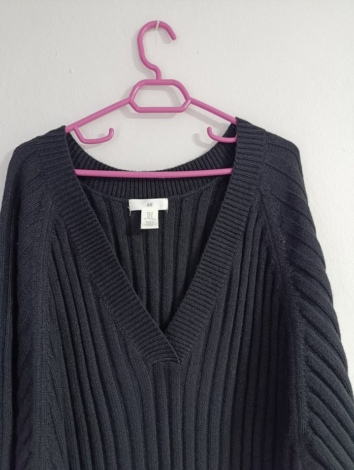 H&M V Yaka Uzun yırtmaçlı Triko Elbise - Görsel 2