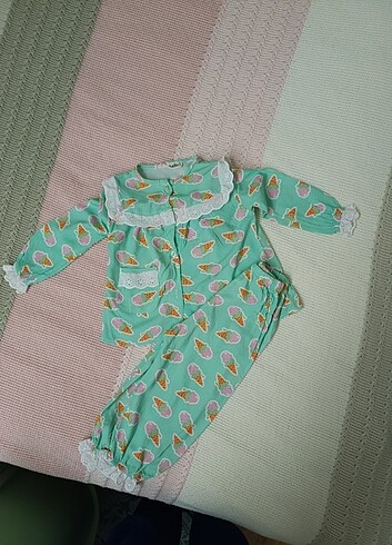 Pijama takımı